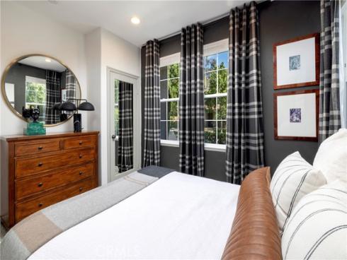 8  Upland  , Irvine, CA