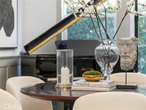 8  Upland  , Irvine, CA