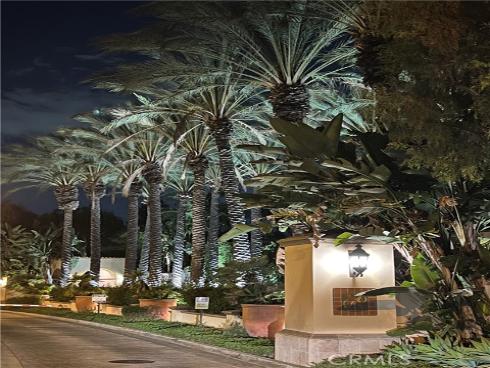 8  Upland  , Irvine, CA