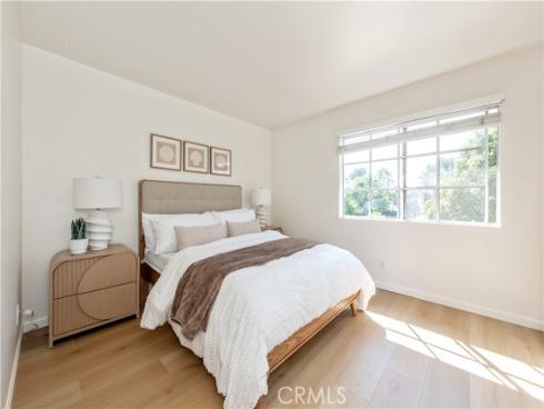 28  Exeter  19 , Irvine, CA