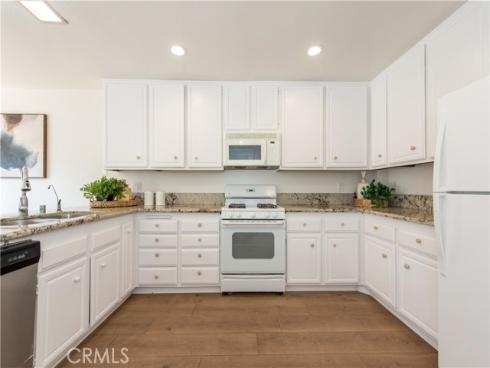 28  Exeter  19 , Irvine, CA