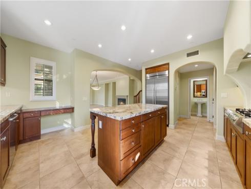 34  Upperbend  , Irvine, CA