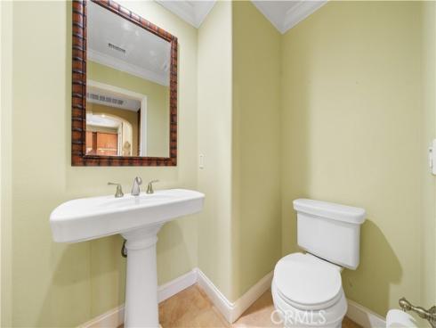 34  Upperbend  , Irvine, CA