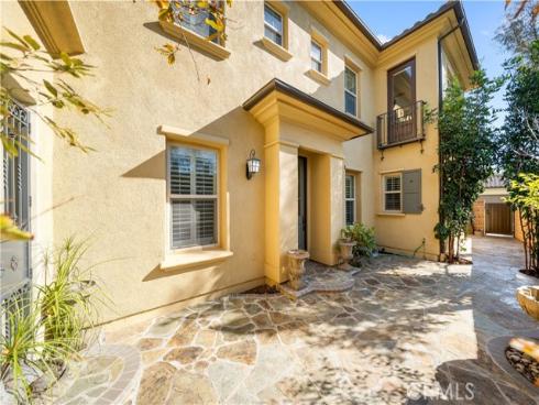 34  Upperbend  , Irvine, CA