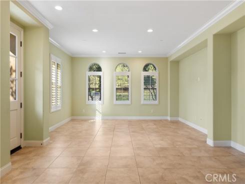 34  Upperbend  , Irvine, CA