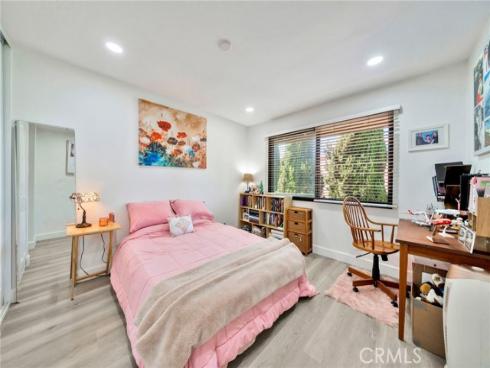 5151  Walnut Ave.  34 , Irvine, CA