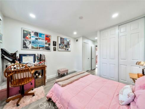 5151  Walnut Ave.  34 , Irvine, CA