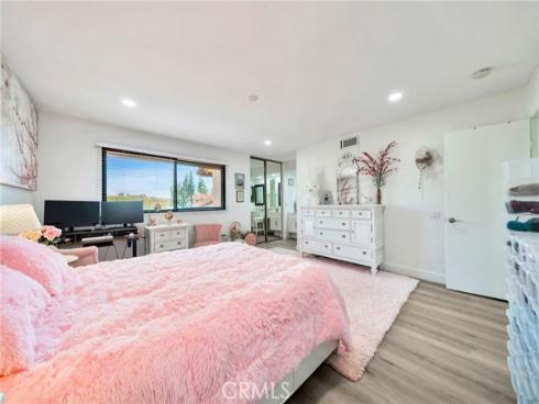 5151  Walnut Ave.  34 , Irvine, CA