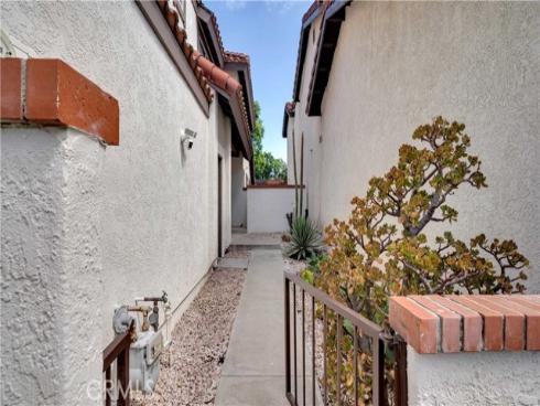 3  Varesa  , Irvine, CA