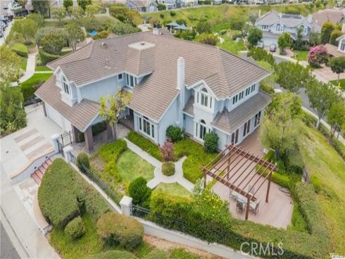 111  Hillcrest  , Irvine, CA