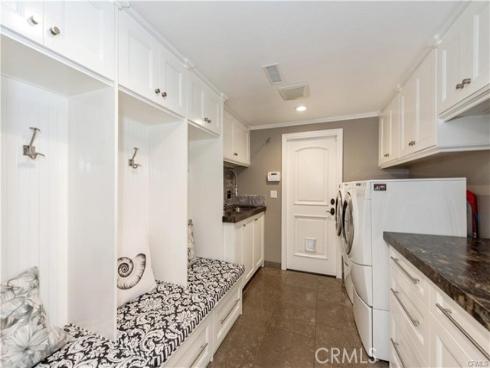 111  Hillcrest  , Irvine, CA