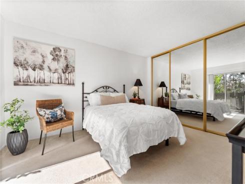 1  Smokestone  , Irvine, CA