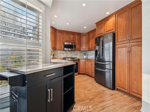 17 Weepingwood , Irvine, CA