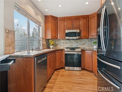 17 Weepingwood , Irvine, CA