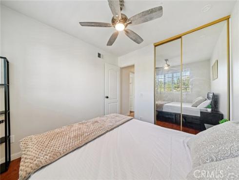 17 Weepingwood , Irvine, CA