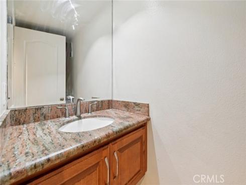 17 Weepingwood , Irvine, CA