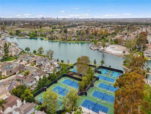 17 Weepingwood , Irvine, CA