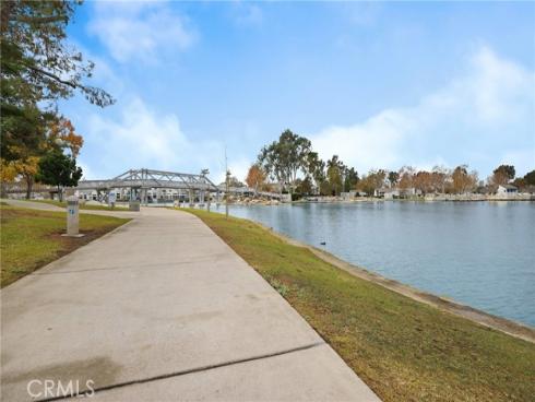 17 Weepingwood , Irvine, CA