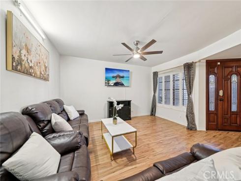 17 Weepingwood , Irvine, CA