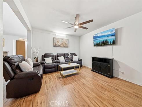 17 Weepingwood , Irvine, CA