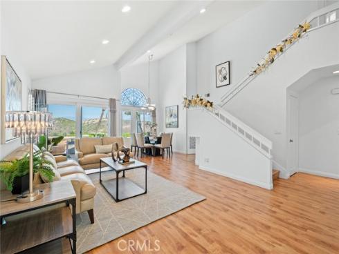 27  Sarena  38 , Irvine, CA