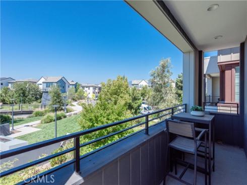 255  Sawbuck  , Irvine, CA