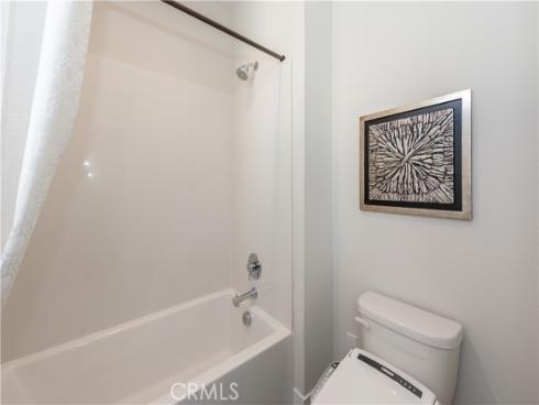 255  Sawbuck  , Irvine, CA