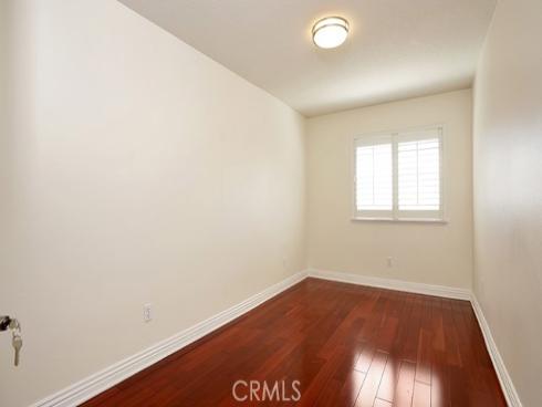 11  Burke  , Irvine, CA