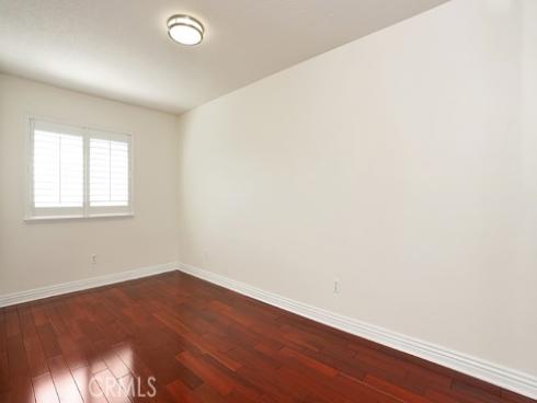 11  Burke  , Irvine, CA