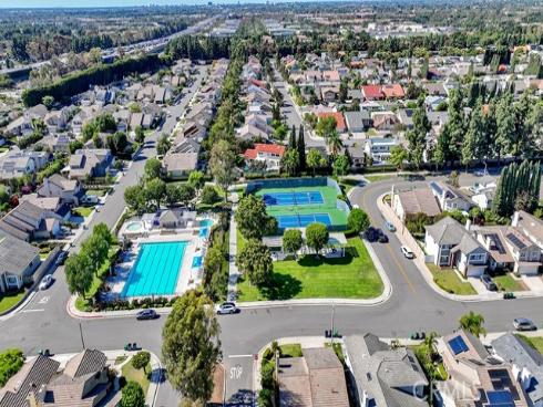 11  Burke  , Irvine, CA