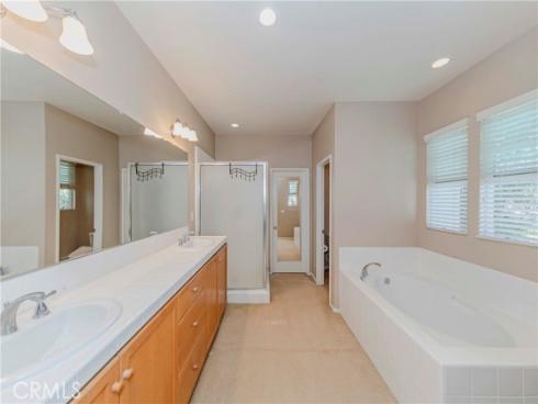 67  Canopy  , Irvine, CA