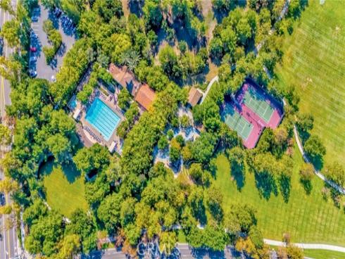 67  Canopy  , Irvine, CA