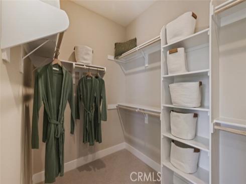 409  Clipper  , Irvine, CA