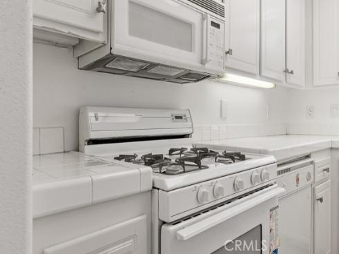 800  Solvay Aisle  , Irvine, CA