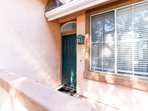 800  Solvay Aisle  , Irvine, CA