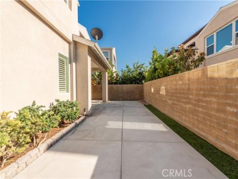 125  Pastel  , Irvine, CA