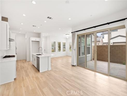 1131  Cadence  , Irvine, CA