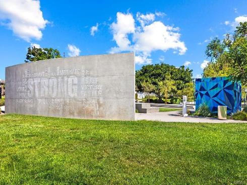 1131  Cadence  , Irvine, CA