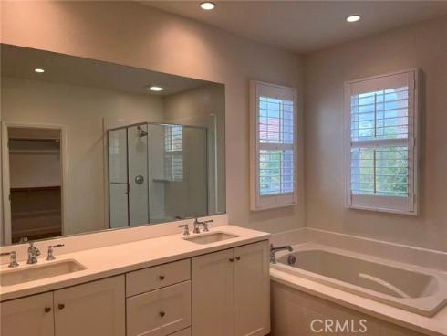 119  Alumroot  , Irvine, CA