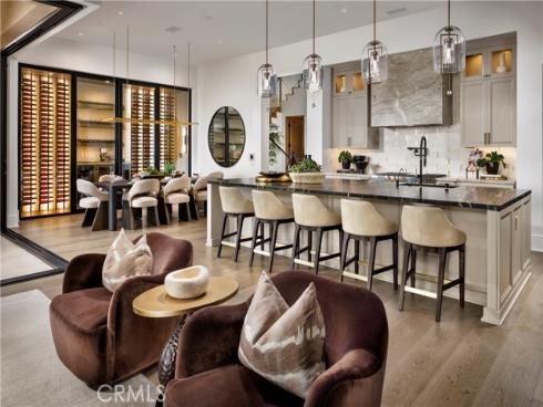 553  Peninsula  , Irvine, CA