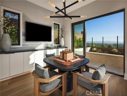 557  Peninsula  , Irvine, CA