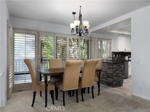 9 Flores , Irvine, CA