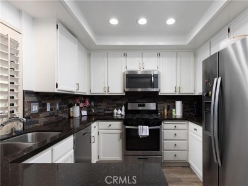 9 Flores , Irvine, CA