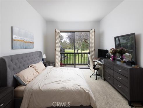 9 Flores , Irvine, CA