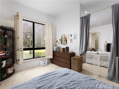 9 Flores , Irvine, CA