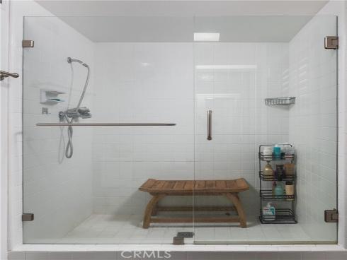 9 Flores , Irvine, CA