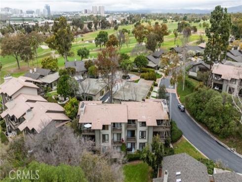 9 Flores , Irvine, CA