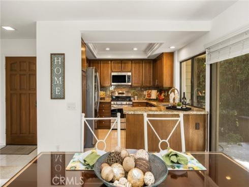 18 Solana , Irvine, CA