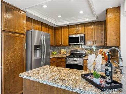 18 Solana , Irvine, CA