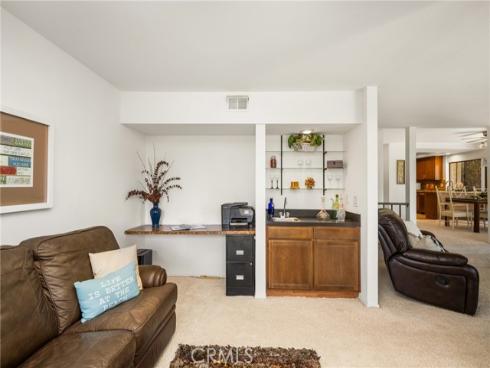 18 Solana , Irvine, CA